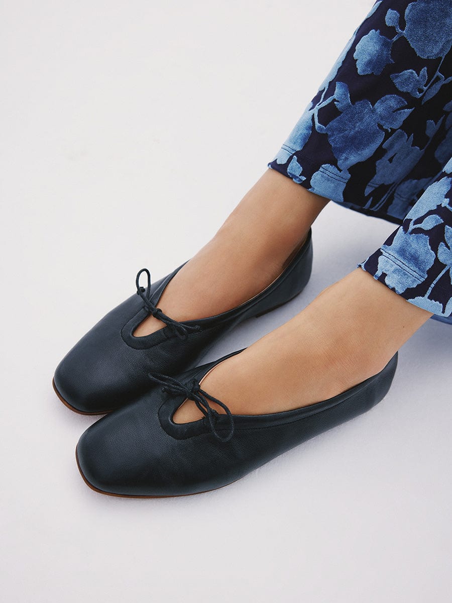 Prato Black Leather Ballet Flats | Ballerina | Maguire Shoes