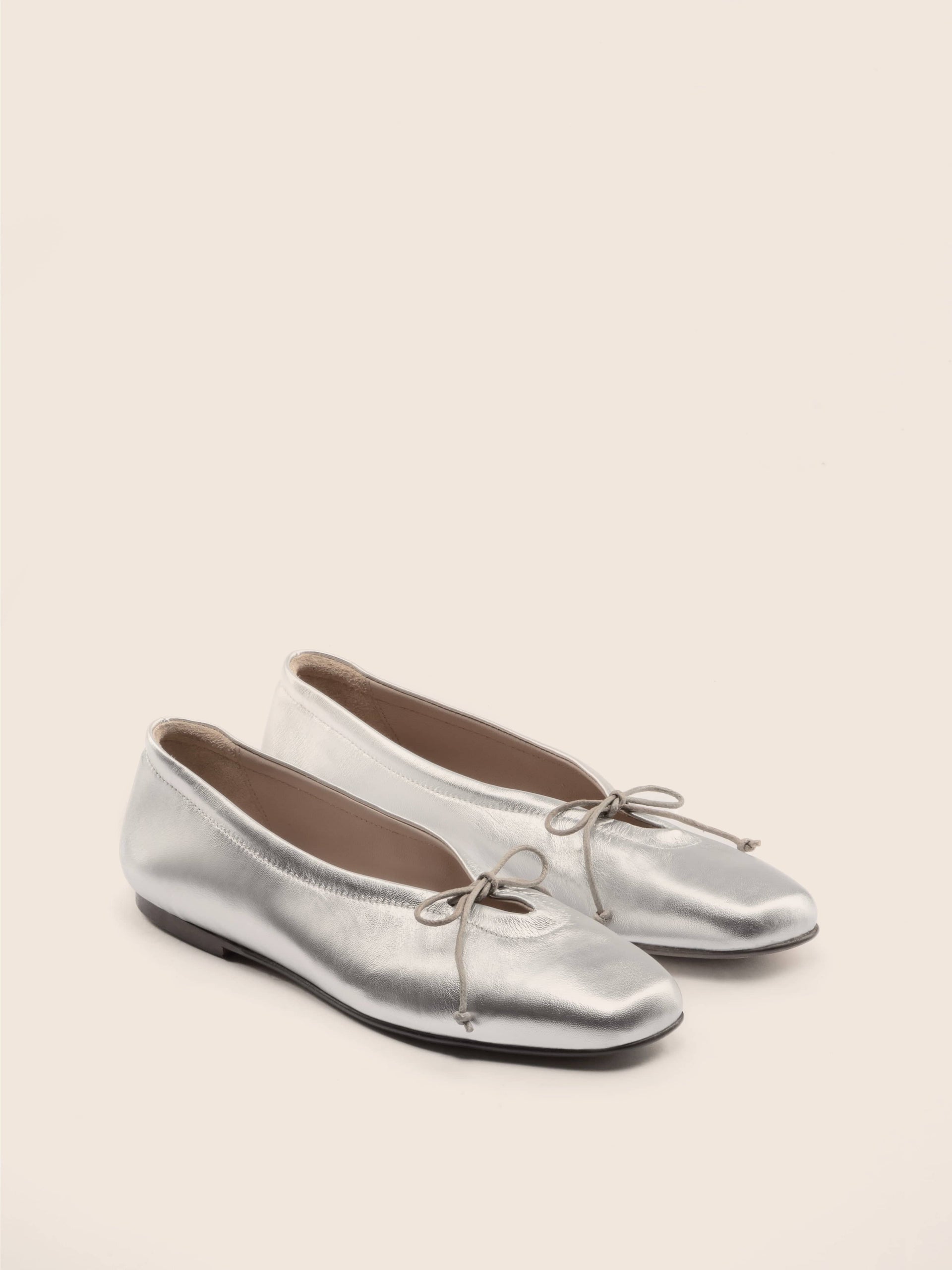 Bow Ballet Flats - Silver