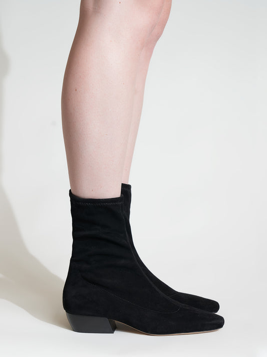 Capelo Black Boot