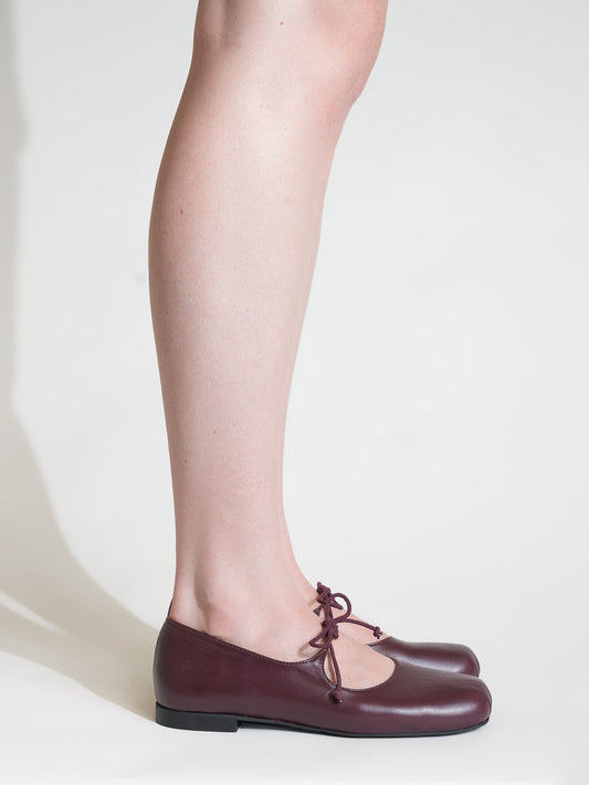 Gaia Bordeaux Ballerina