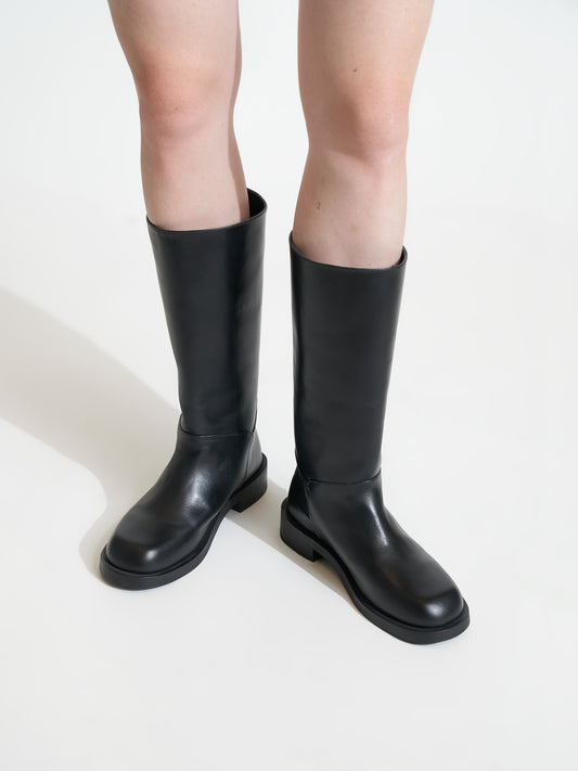 Ludo Black Boot