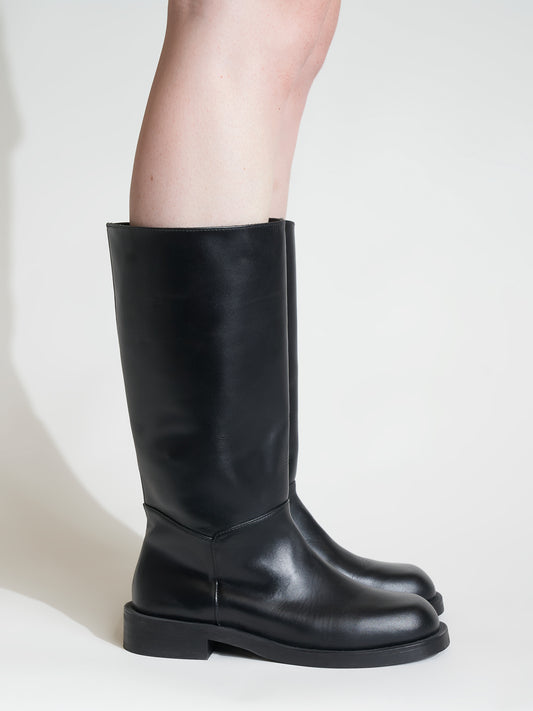 Ludo Black Boot