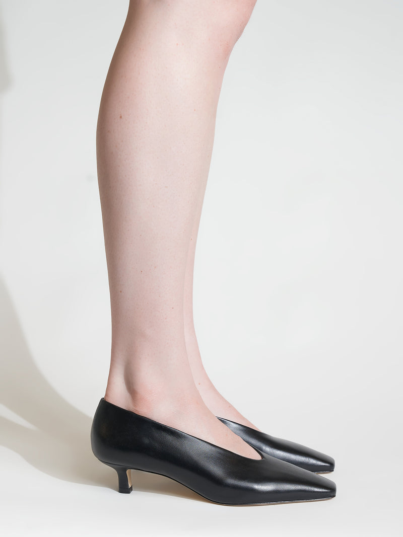 Mariana Black Pump