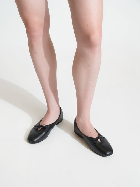 Prato Black Ballerina