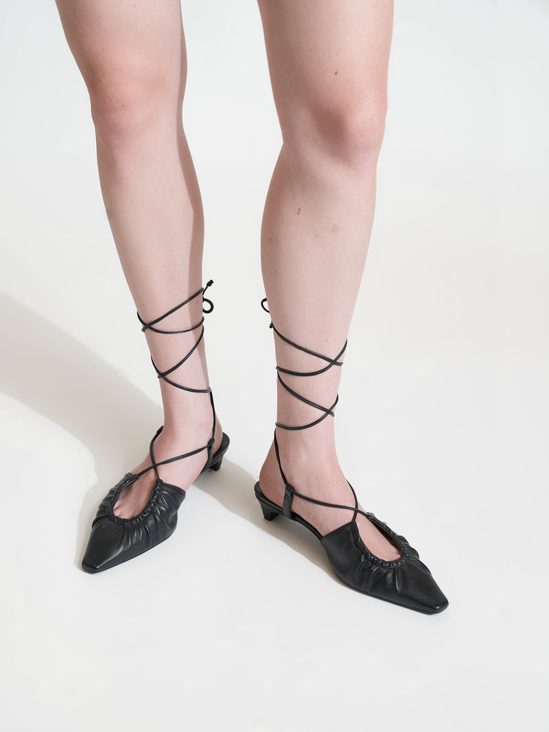 Rafael Black Pump