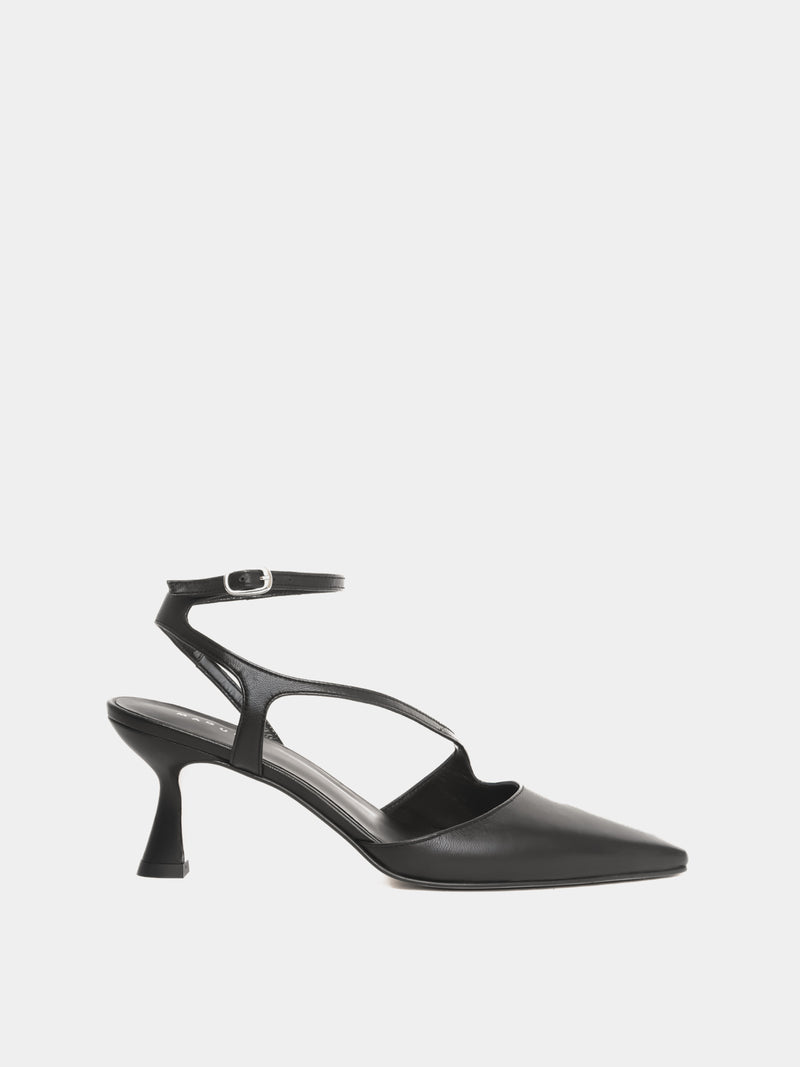 Black closed toe heel with an asymetric upper