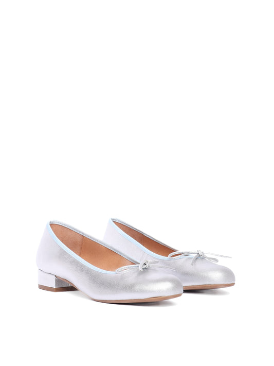 Silver leather ballerina pumps with light blue piping and silver bows