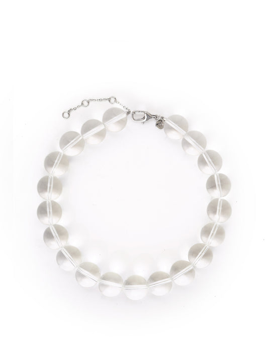 Imelda necklace with round transparent beads.