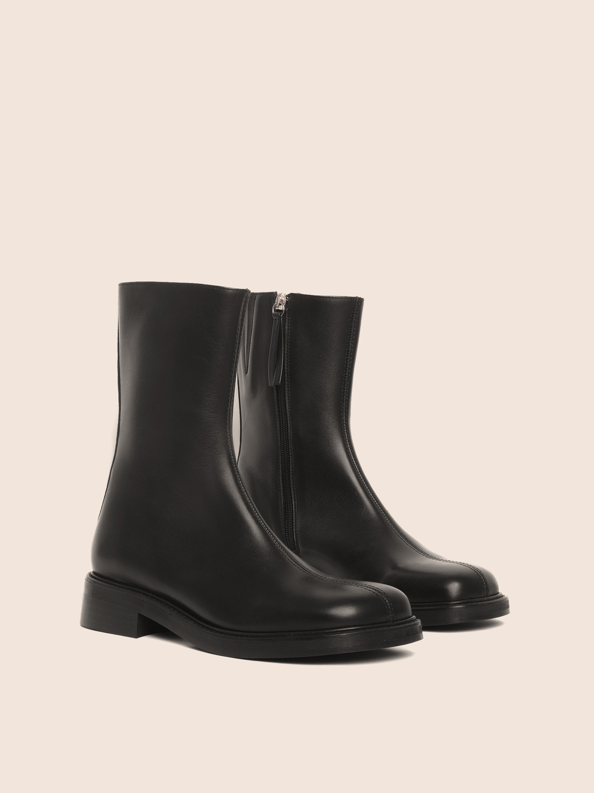 Leon Black Boot
