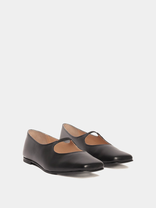 Black mary-jane leather flats with a square-toe