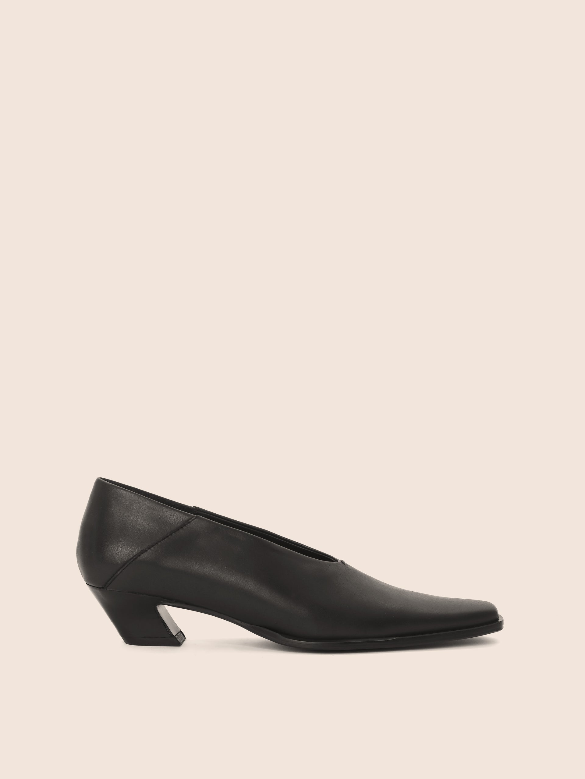 Soria Black Heel