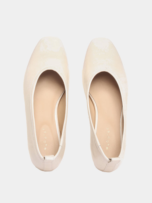 Cream patent leather ballerina pumps