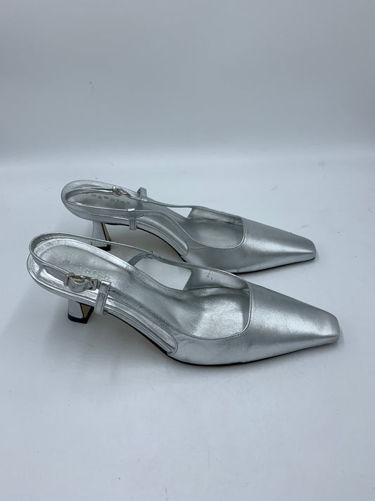 Floor Model Bahia Silver 38