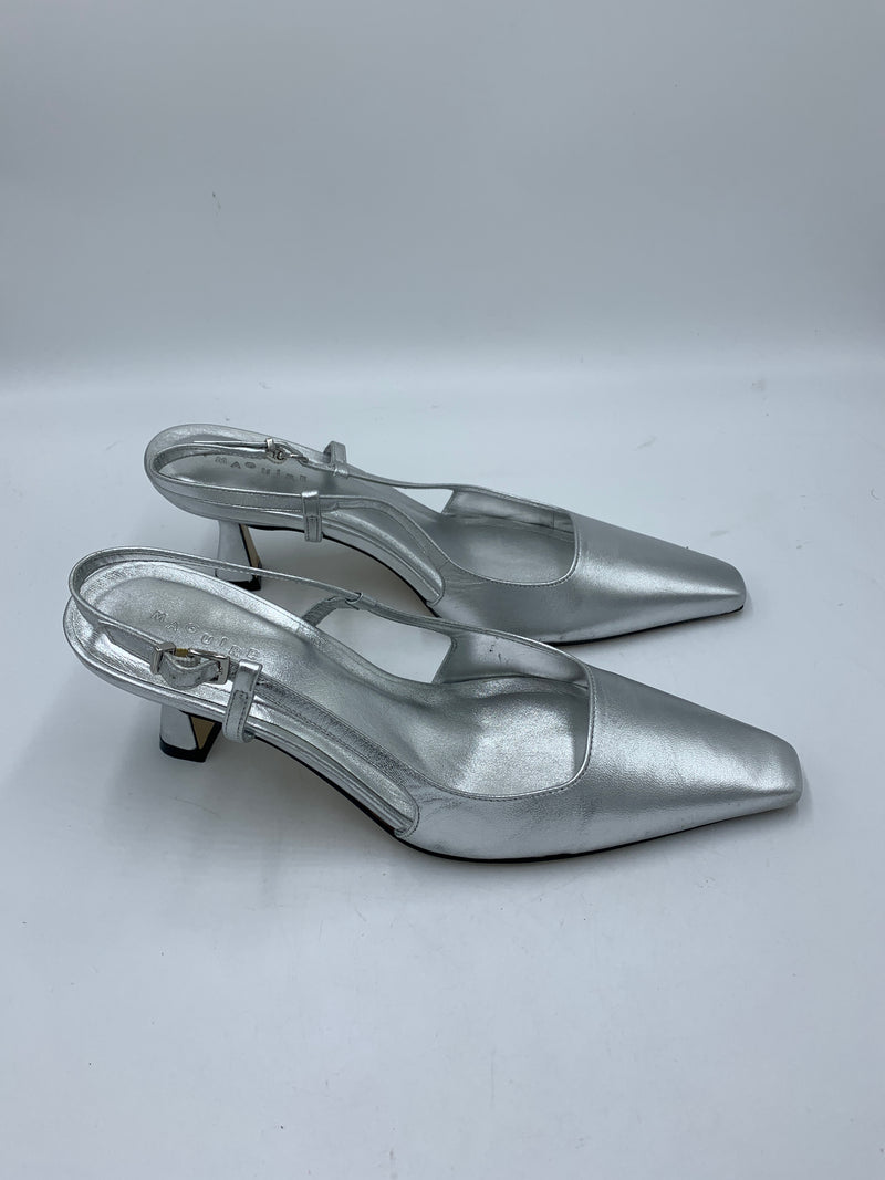 Floor Model Bahia Silver 38