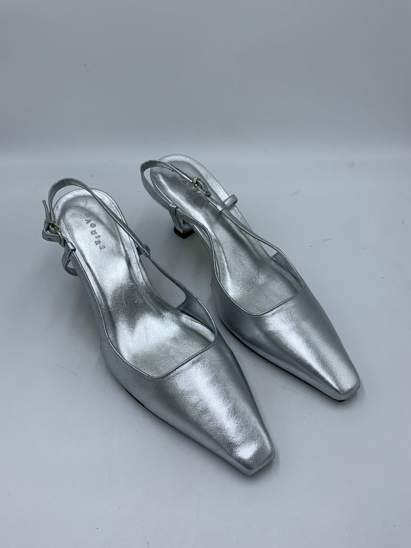 Floor Model Bahia Silver 38