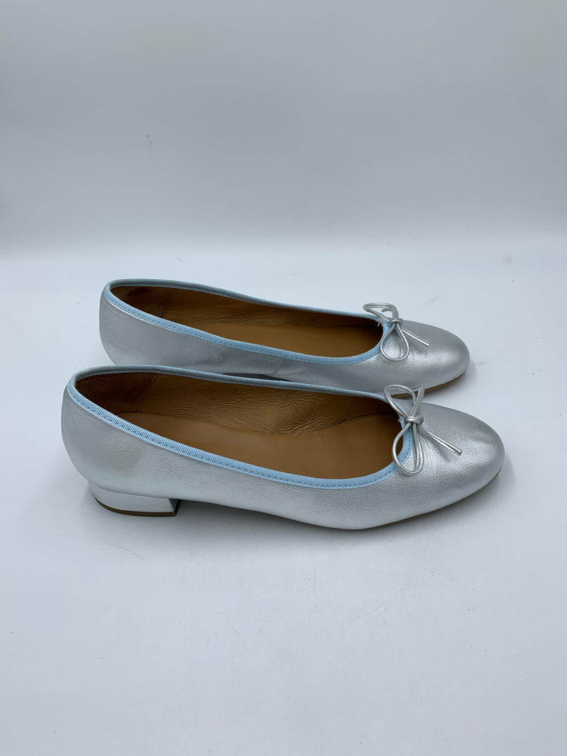 Floor Model Covelo Silver 40