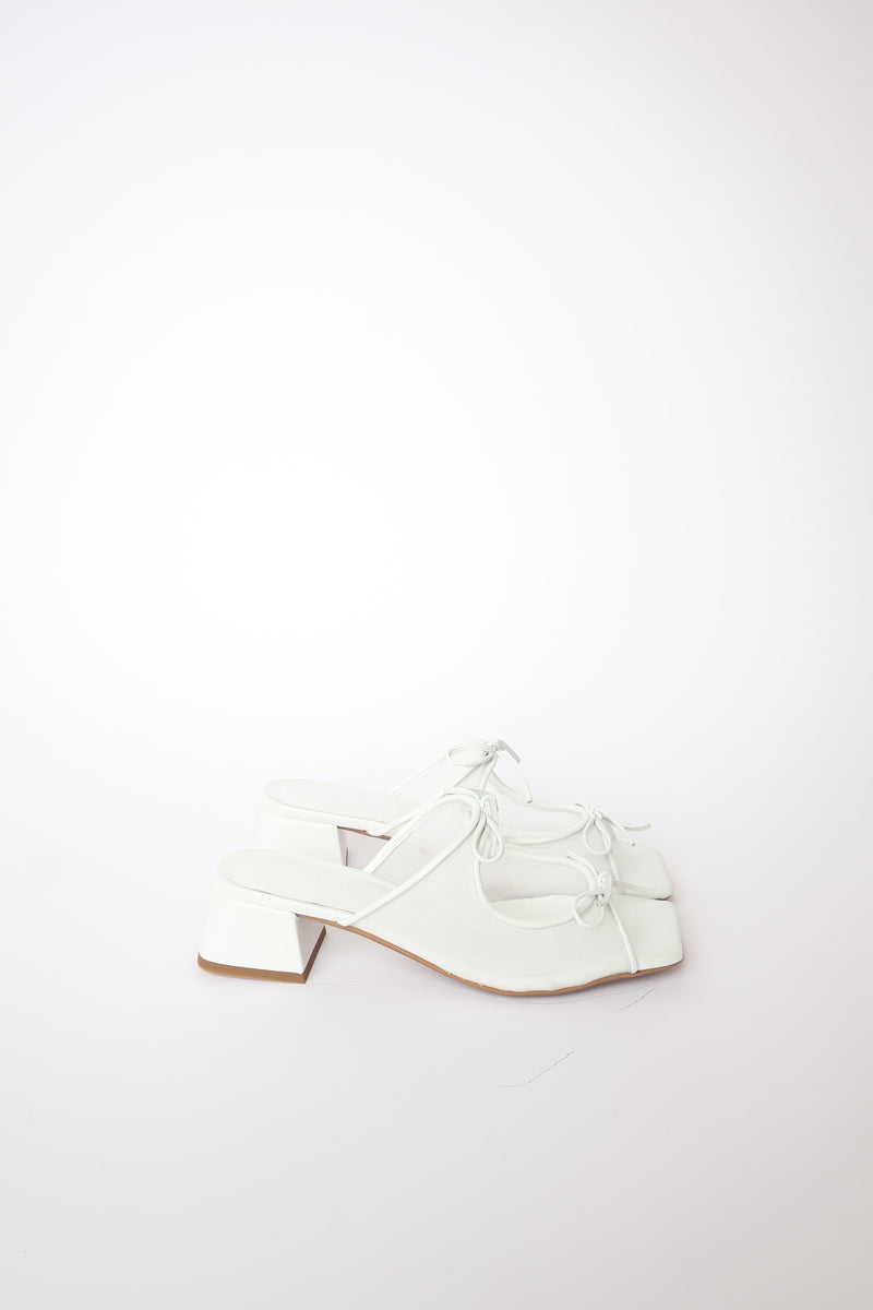 Imperfect Curia White 38