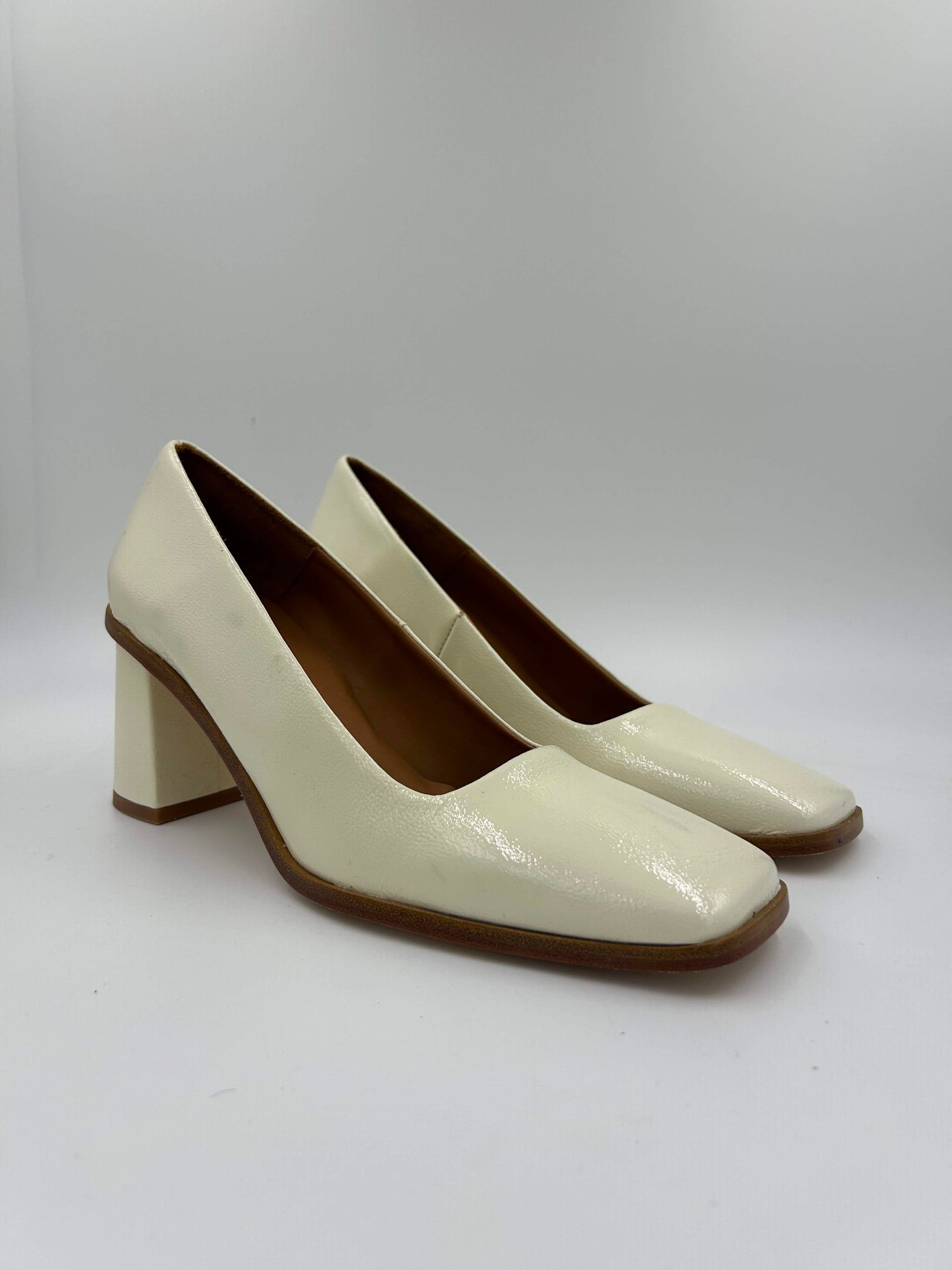 Imperfect Lugo Cream Pump 40