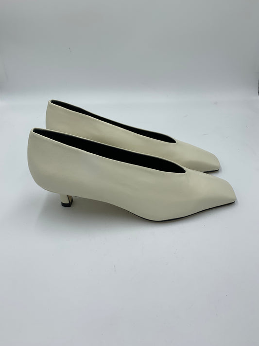 Imperfect Mariana Cream