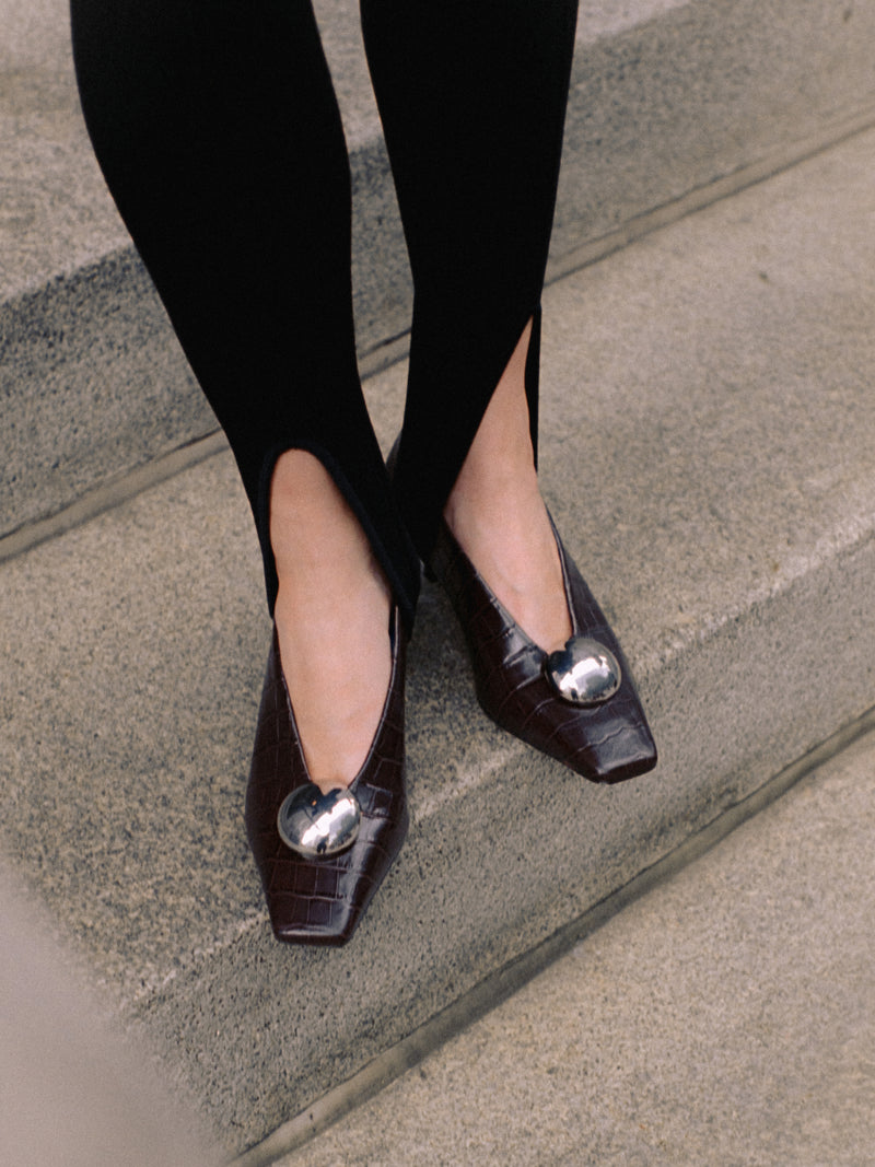Mariana Brown Croco Pump