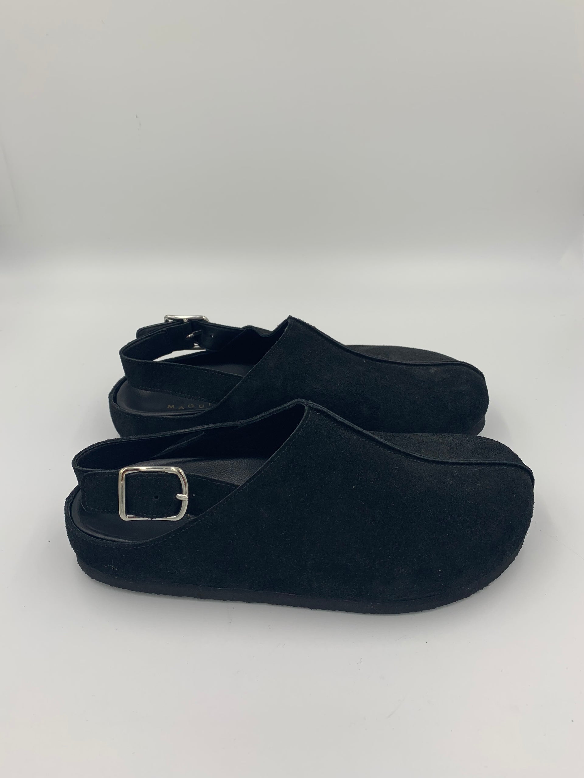 Sample Clemenze Black Suede 37