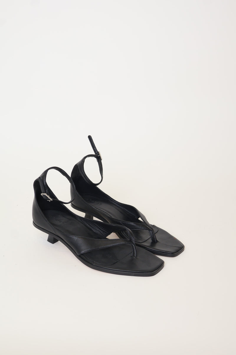Sample Serrano Black 38