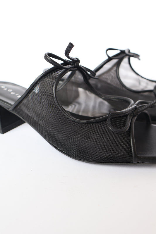 Second Hand Curia Black 36