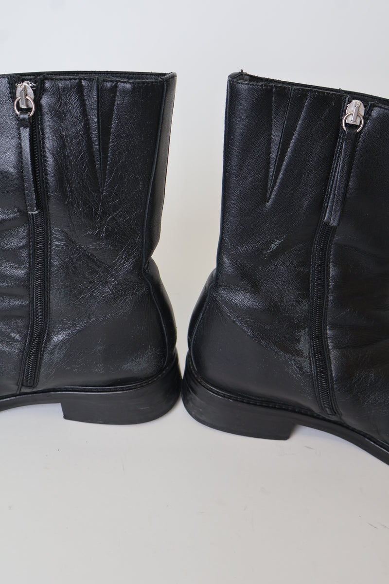 Second Hand Leon Black 38