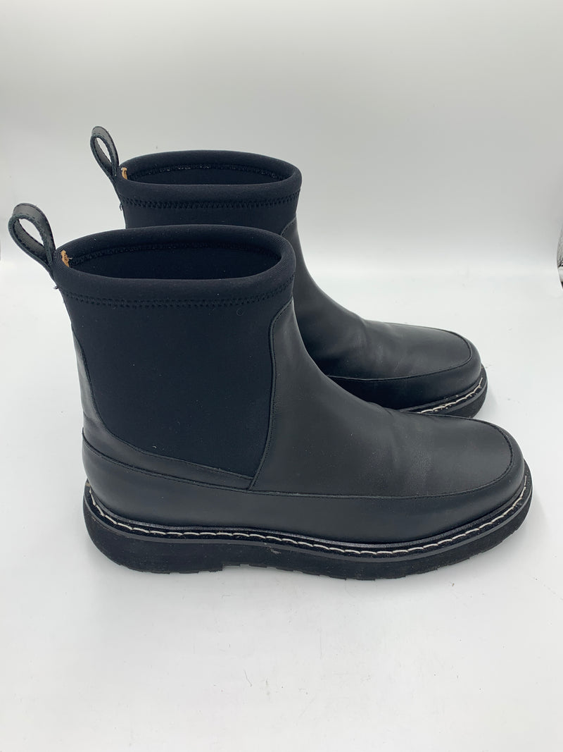 Second Hand Maguire x Simons Black Chelsea Boot 41